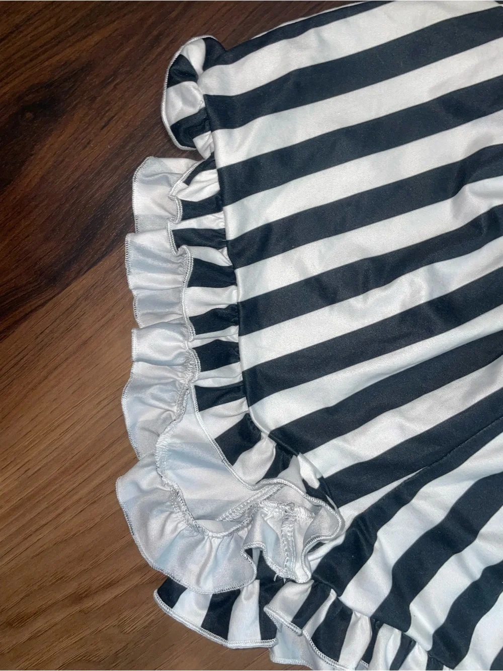 N/A comfortable black